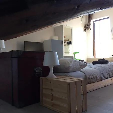 La Mansardina Διαμέρισμα *